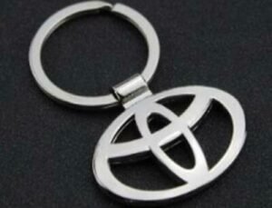 Toyota keychain Australia Zinc alloy design, front view, showing Toyota logo.