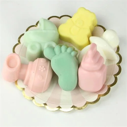 Aussie with cake decorating tools from MyDealsOnline
