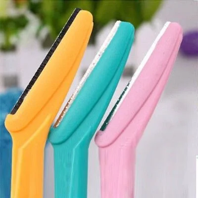 Aussie with shaving razor from MyDealsOnline